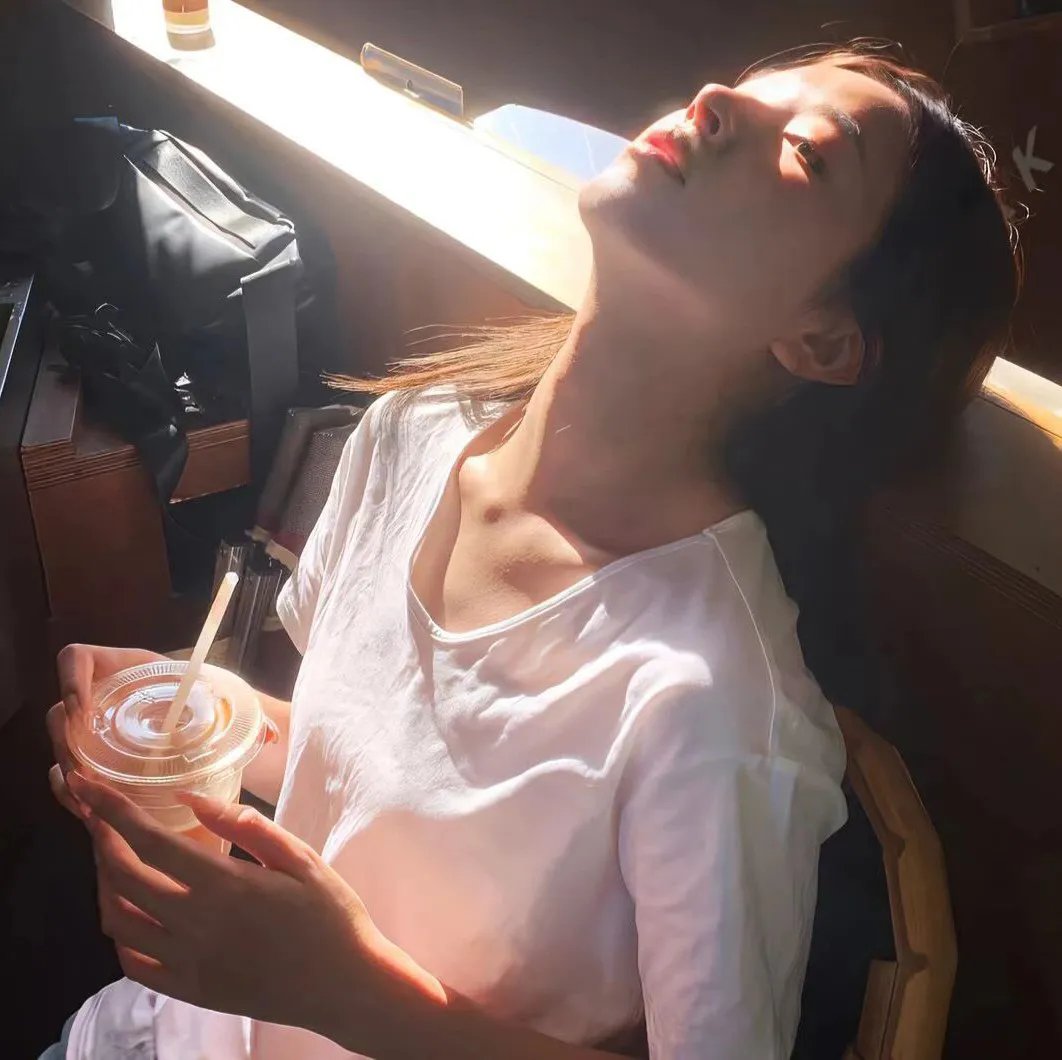 边塞丽春花